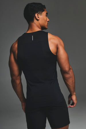 Training Vest in Black