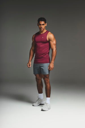 Training Vest in Burgundy