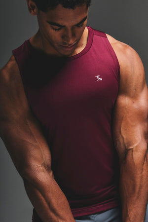 Training Vest in Burgundy