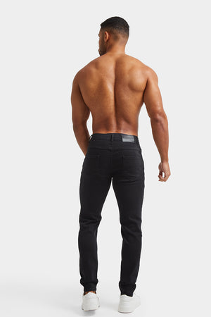 Muscle Fit Jeans in Black