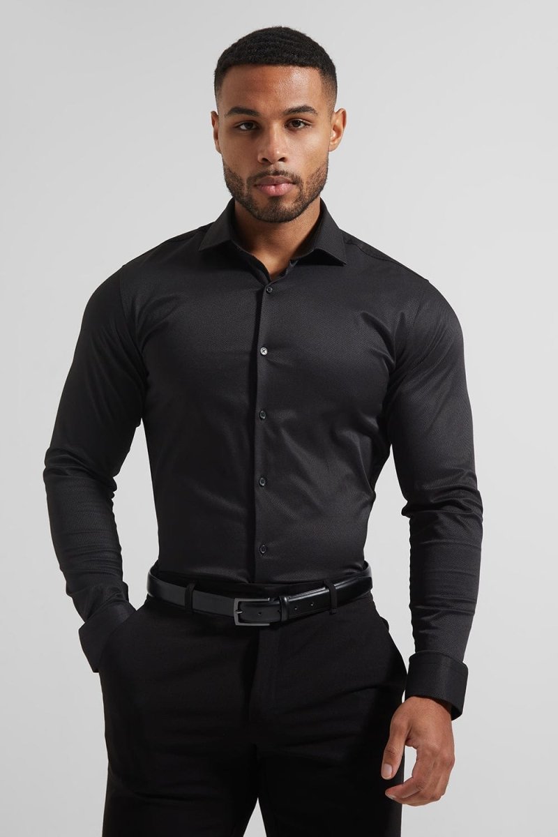 Cutaway Collar Twill Shirt in Black - TAILORED ATHLETE - ROW