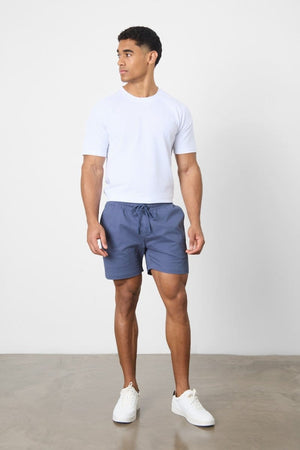 Model is 5'11 and wears a size 34W for a looser fit (30.5" waist, 31" inside leg)