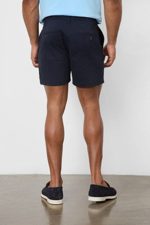Model wears a size 34W for a looser fit (30.5" waist, 31" inside leg)
