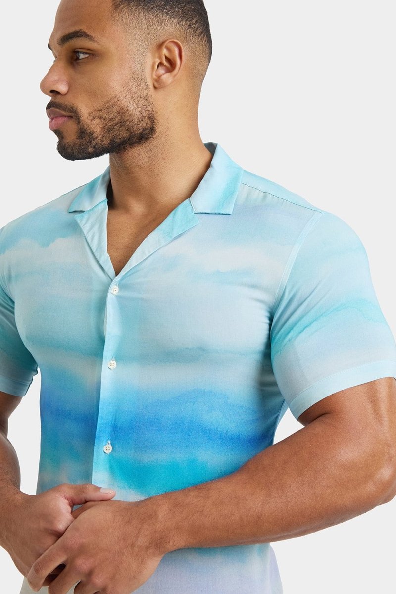 Printed Shirt in Light Blue Landscape - TAILORED ATHLETE - ROW