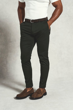 Muscle Fit Cotton Stretch Chino Trouser in Dark Khaki