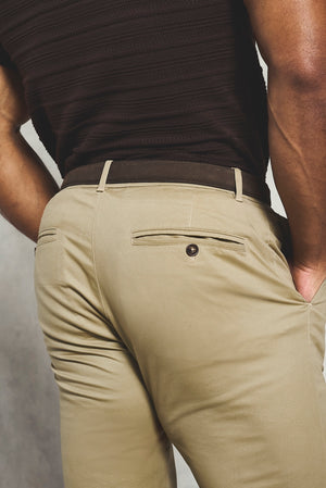 Muscle Fit Cotton Stretch Chino Trouser in Dark Stone