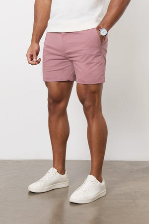Model is 5'11 and wears a size 34W for a looser fit (31" waist, 31" inside leg)