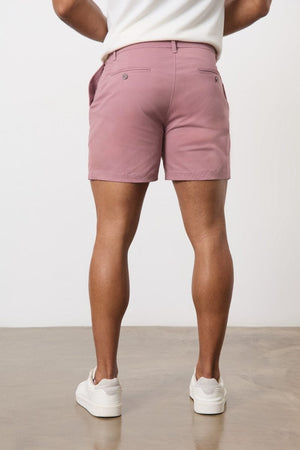 Model is 5'11 and wears a size 34W for a looser fit (31" waist, 31" inside leg)