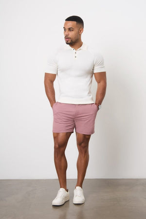 Model is 5'11 and wears a size 34W for a looser fit (31" waist, 31" inside leg)