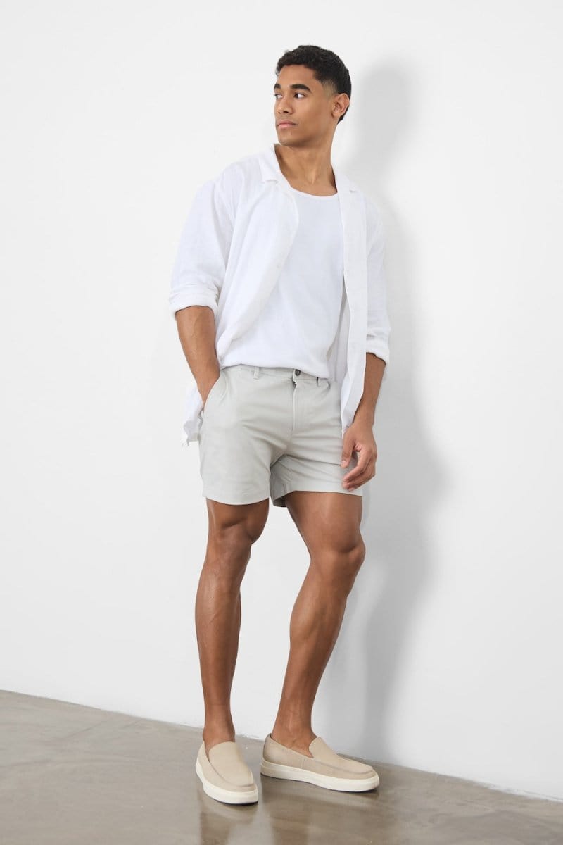 Model is 5'11 and wears a size L (30.5" waist, 31" inside leg)