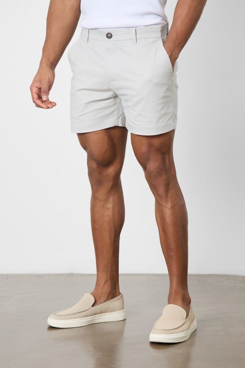 Model is 5'11 and wears a size L (30.5" waist, 31" inside leg)
