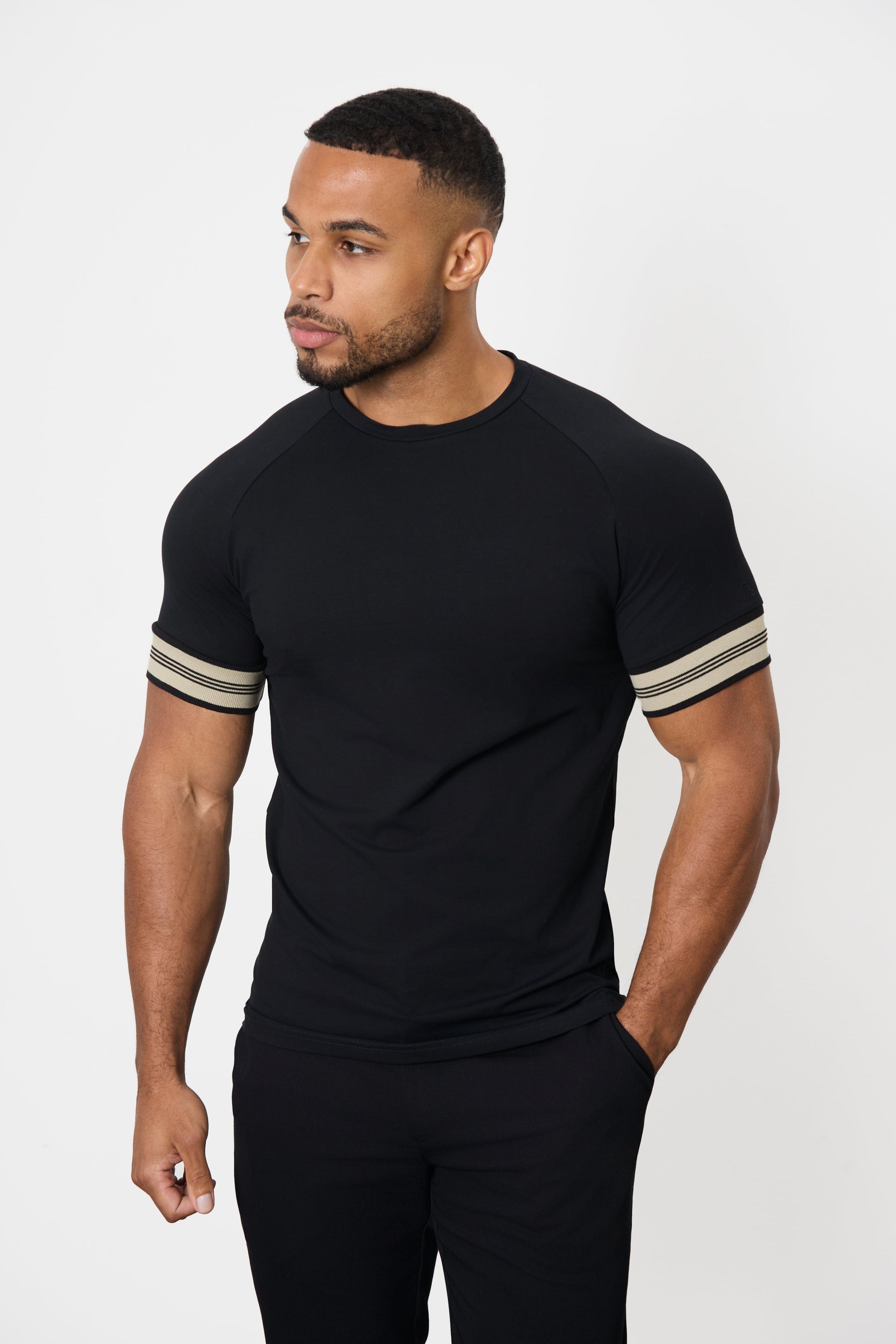Tipped Fashion Fit T-Shirt in Black/Stone