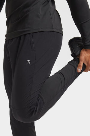 Training Joggers in Black - TAILORED ATHLETE - ROW