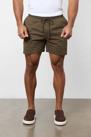 Model is 5'11 and wears a size 34W for a looser fit (31" waist, 31" inside leg)