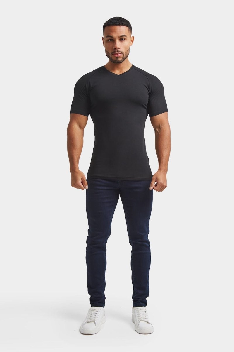 Premium Muscle Fit V-Neck in Black - TAILORED ATHLETE - ROW