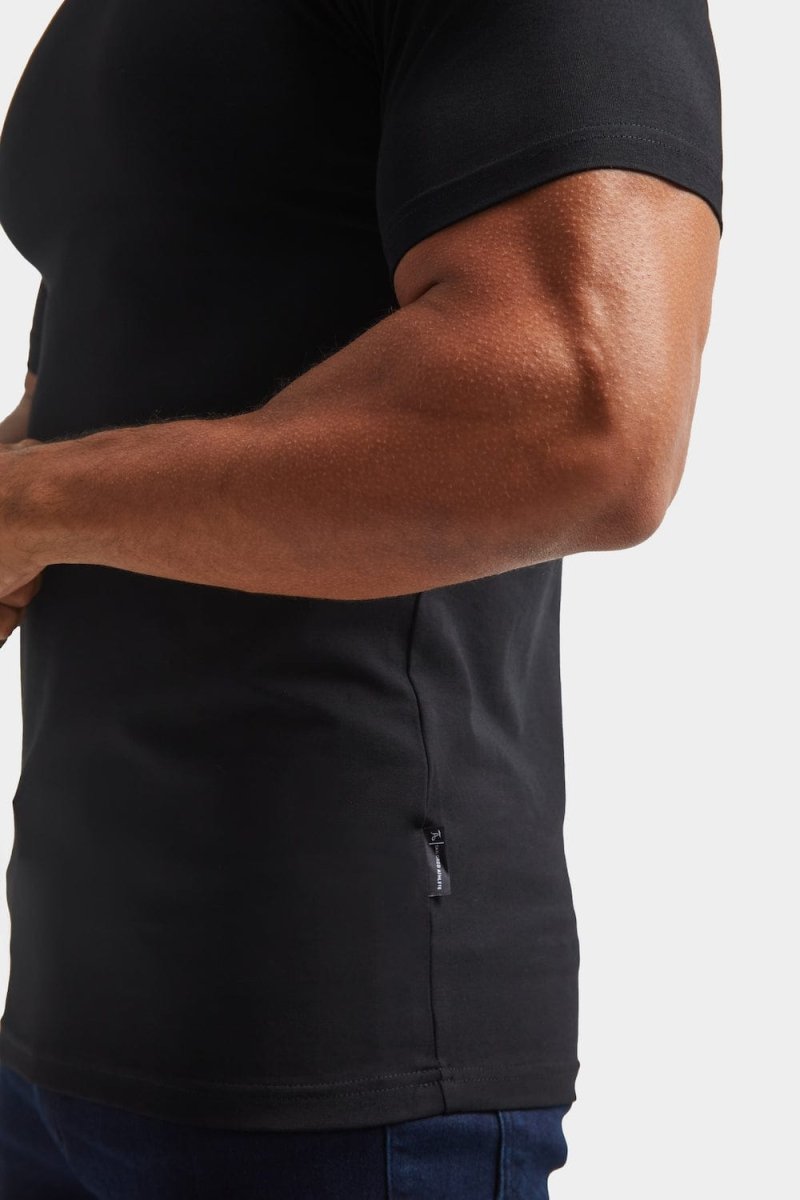 Premium Muscle Fit V-Neck in Black - TAILORED ATHLETE - ROW